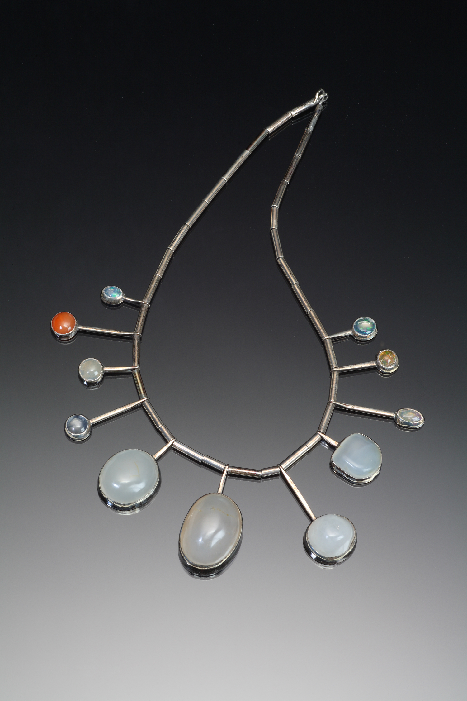 Studio Jewelry at TAM – The Christopher and Alida Latham Display